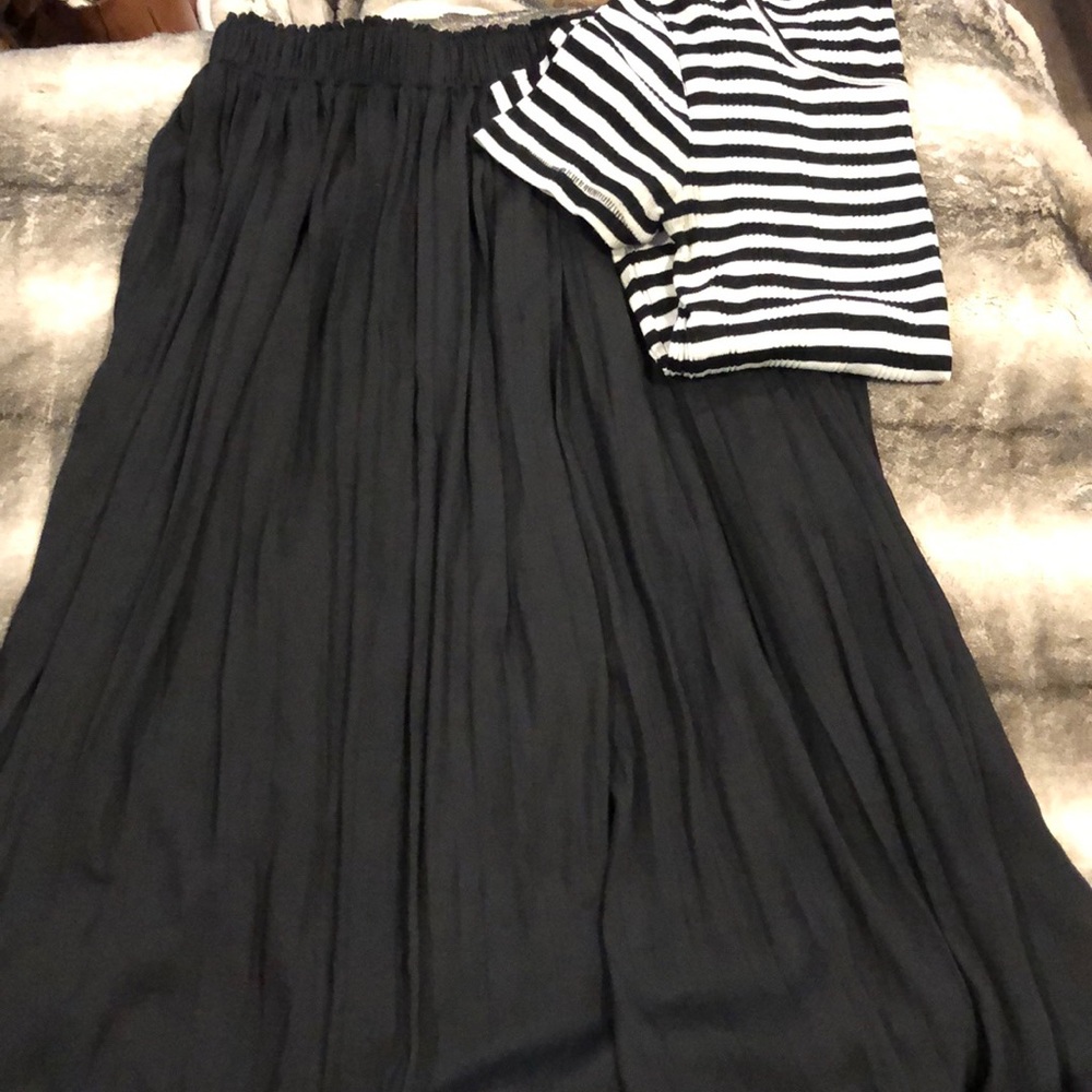GAP Black Maxi Skirt